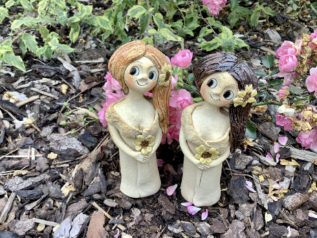 Keramicka víla soška dívka dekorace slunecnice květ stojici keramikaandee zahrada pro radost