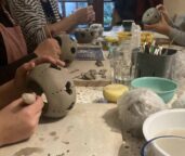 Kurz začátečníci tvoření keramika lampy modelování keramikaandee andreaabrahamova