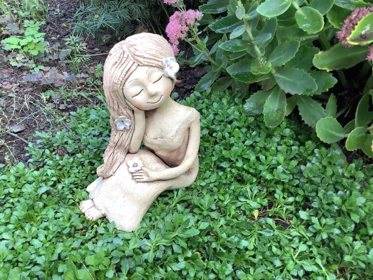 Keramická soška víla dekorace s jasmínem snící keramikaandee