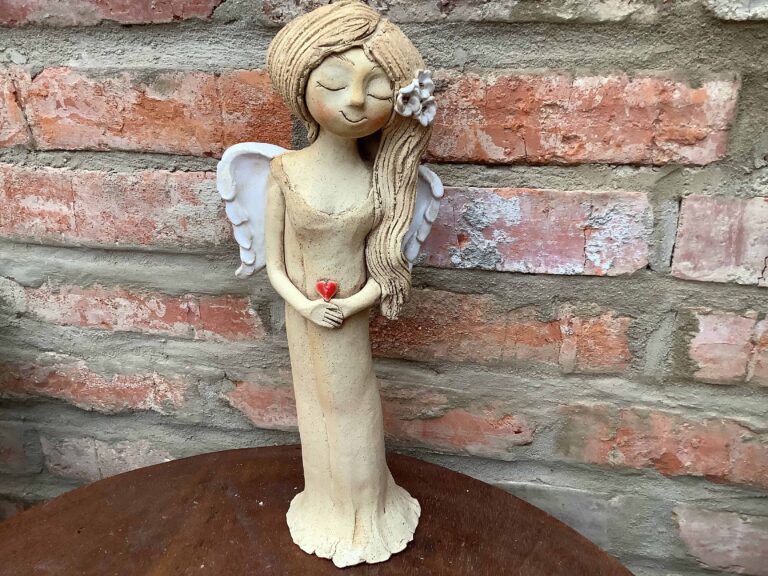 Keramický anděl Andělka květ dekorace keramika andee