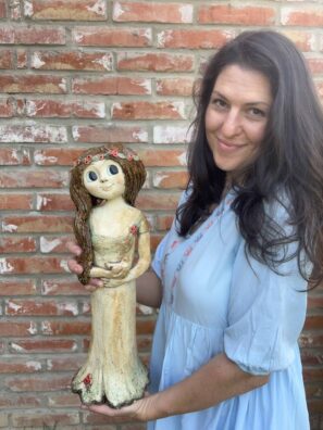 keramická socha víly keramika andee květy zahrada