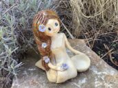 dekorace květ pomněnka keramika Andee Víla soška