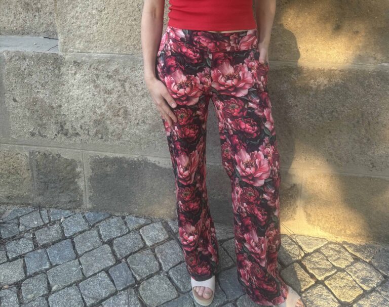 Kalhoty květované široké pohodlné kolekce rozkvetlá