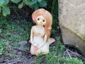 Víla soška dekorace keramika domov růže láska keramikaandee keramika andreaabrahamova figura Sipkova